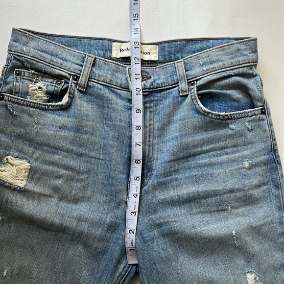 Reformation 90s Mom Distressed Jeans - Picture 4 of 8